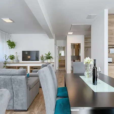 Vacation Bokan פולה