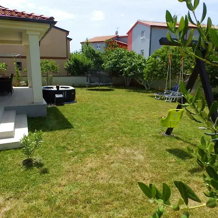 Semesterbostad Vacation Bokan Pula