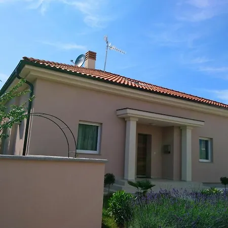Ferienhaus Vacation Bokan Pula