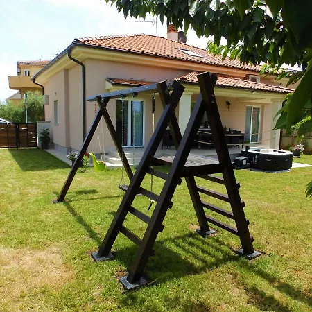 Vacation Bokan Casa de Férias