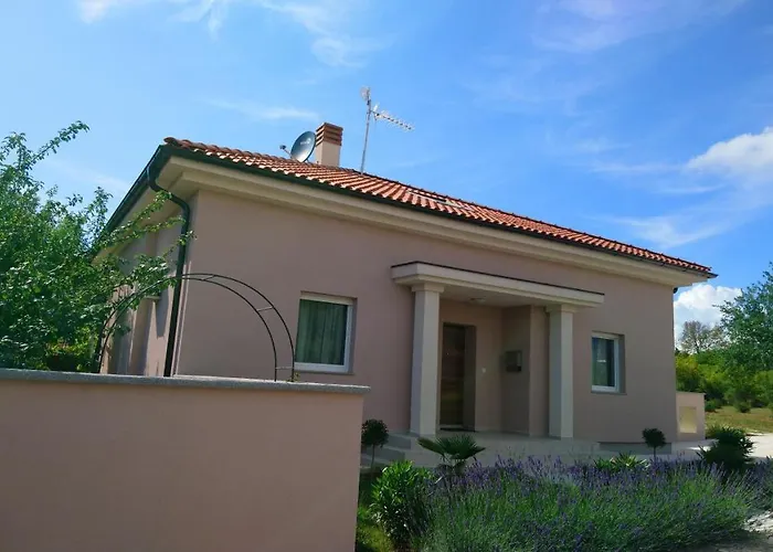 Vakantiehuis Vacation Bokan Pula