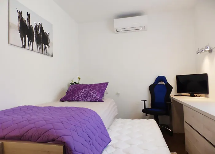 Vacation Bokan Holiday home Pula
