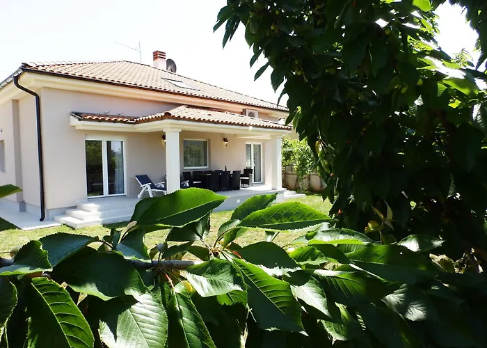 Vacation Bokan Vakantiehuis *