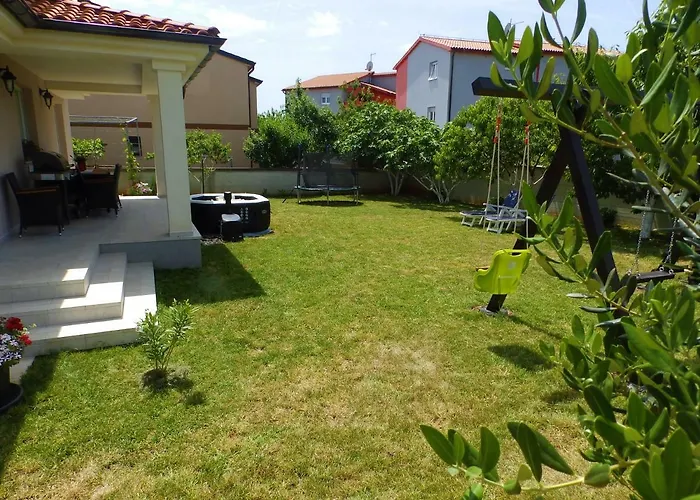 Holiday home Vacation Bokan Pula