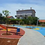 Vacation Bokan * Pula