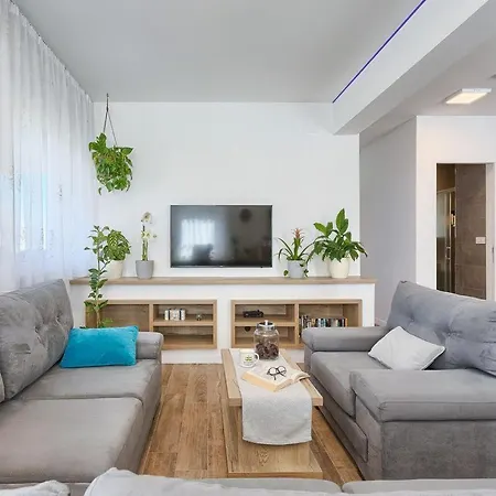 Ferienhaus Vacation Bokan *