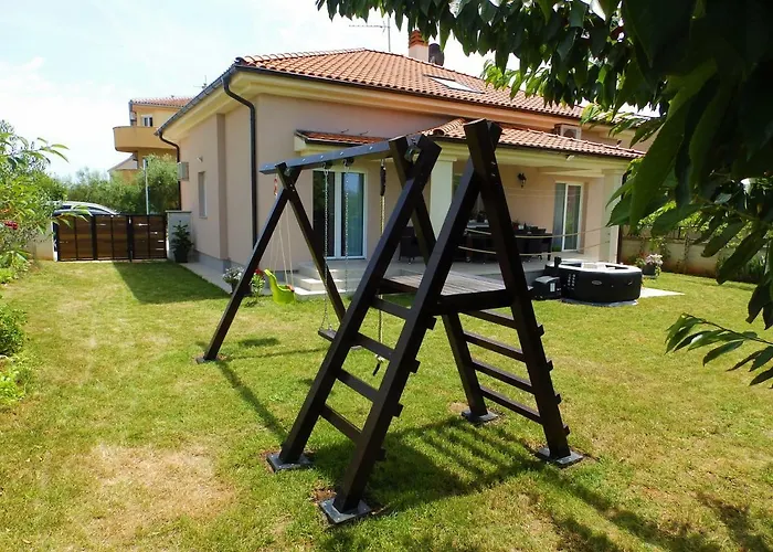 Vacation Bokan بيت للعطل